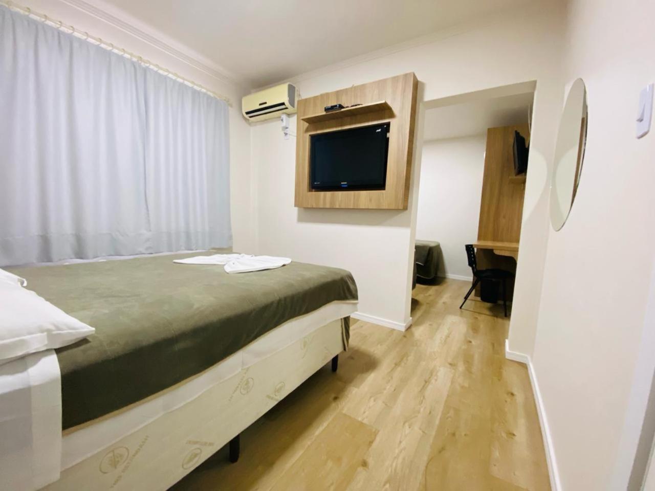 Hotel Paris Curitibanos Eksteriør billede